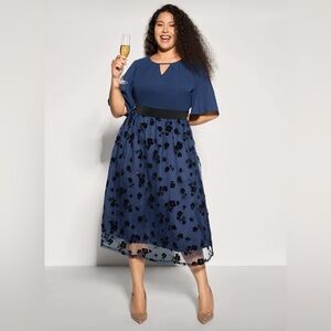 BloomChic Floral Embroidered Mesh keyhole Dress